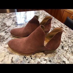 Lucky Brand Women’s Booties
